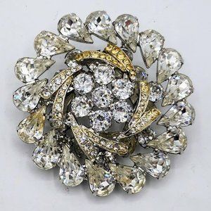 Signed Weiss Vintage Rhinestone Wreath Flower Brooch